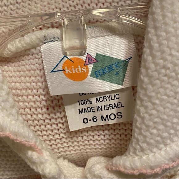 Vintage GIRLS Knitted Rabbit CARDIGAN With Booties & Hat - Picture 5 of 7